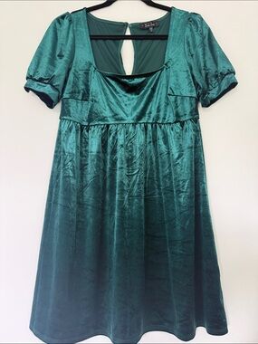 Velvet Emerald Mini Dress